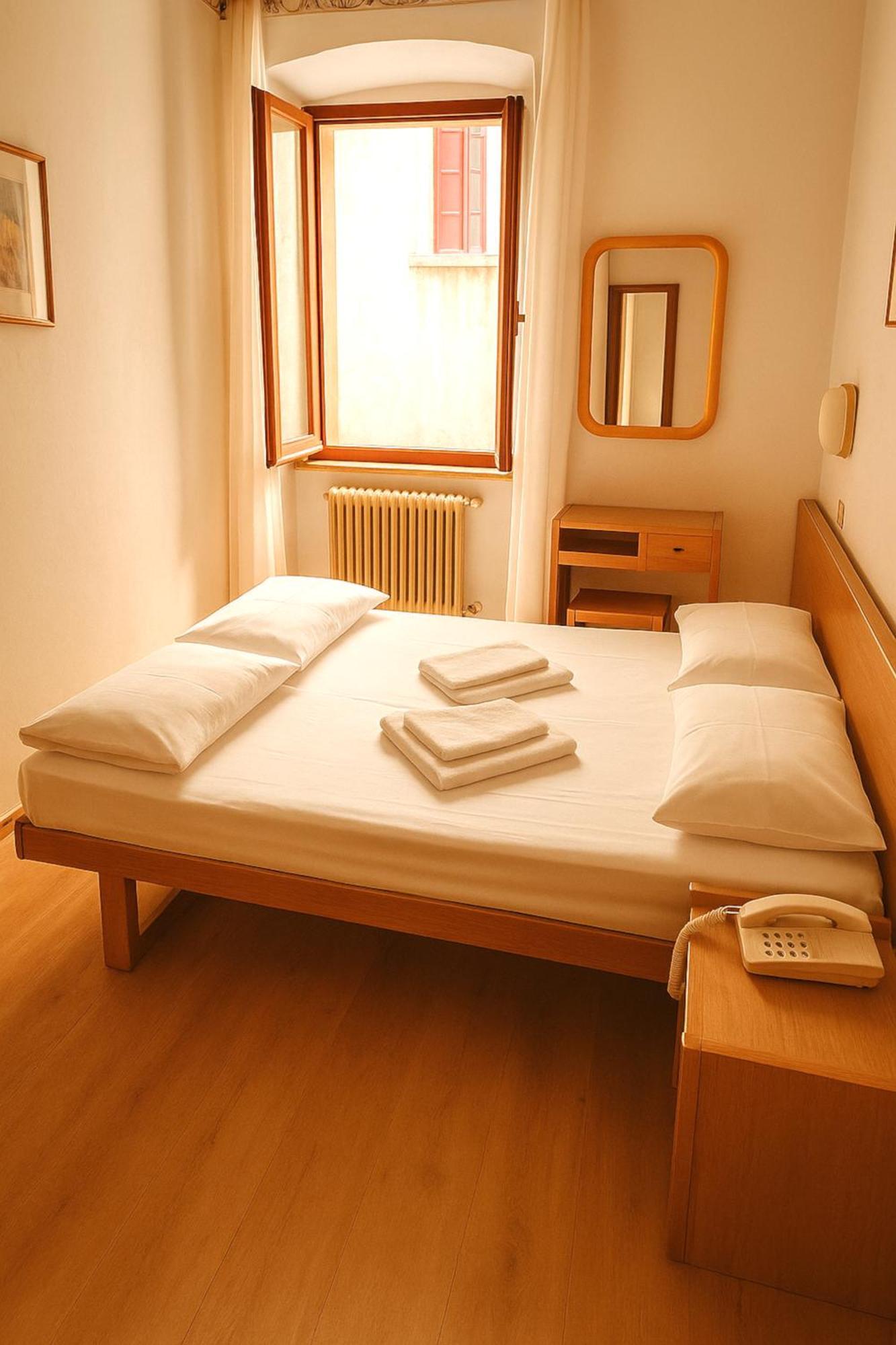 Hotel Modena Old Town Malcesine Eksteriør bilde